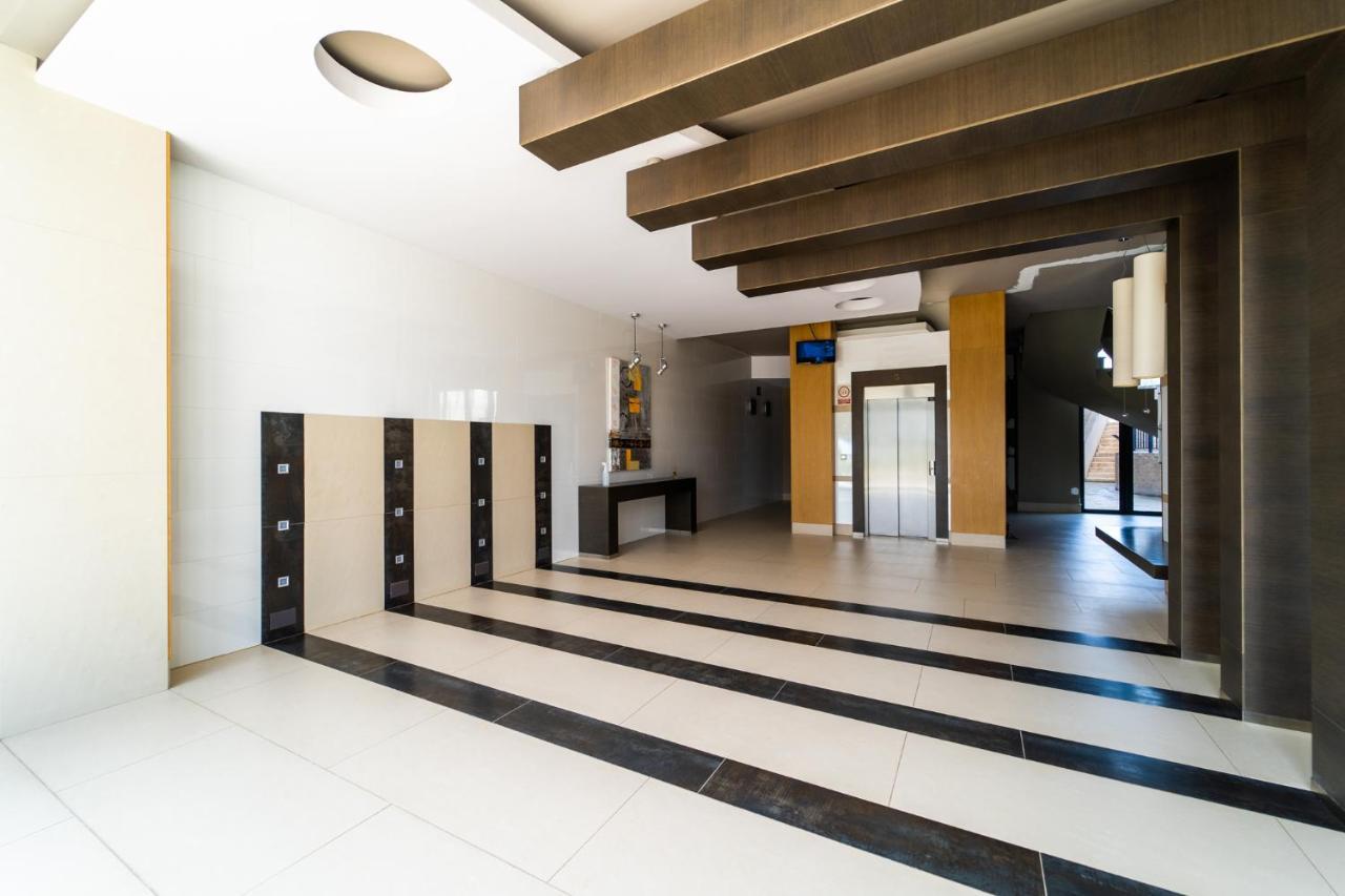Primera Linea De Mar Con Piscina, Gimnasio Y Parking 2 Hab Y 2 Banos Вильяхойоса Экстерьер фото