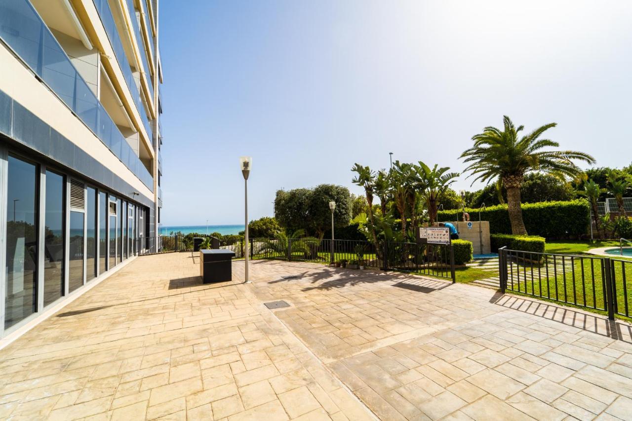 Primera Linea De Mar Con Piscina, Gimnasio Y Parking 2 Hab Y 2 Banos Вильяхойоса Экстерьер фото
